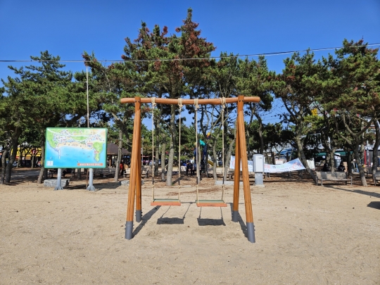 을왕리해수욕장 목재그네